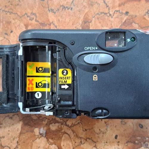 Kodak KE30 EasyLoad35 camera used