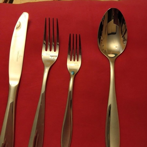 Villeroy & Boch cutlery set of 5, silver color, new