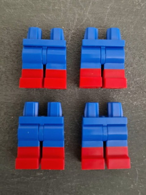 Lego Classic Castle minifigure legs, pack of 4, blue and red