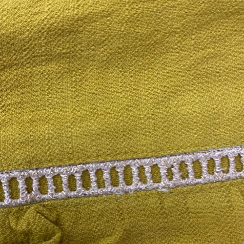 Lynne shorts size S lime like new
