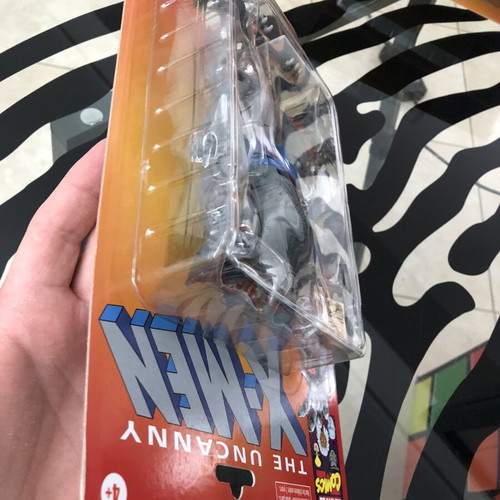 X-Men's Original Beast Marvel Legends Vintage 6” Figure New Sealed Hasbro