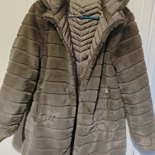 BSB large jacket like new, beige