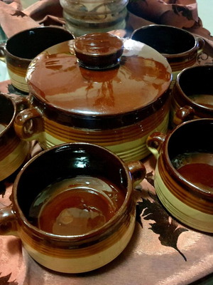 Σετ vintage κεραμικά μαγειρικά σκεύη σαν καινούργιο