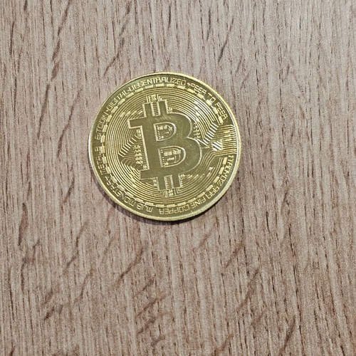 Bitcoin coin new, souvenir collectible, gold and silver plated