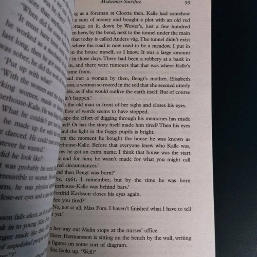 Midwinter Sacrifice book like new in English