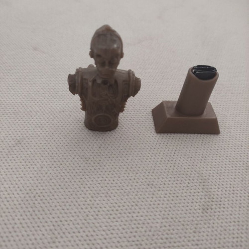 Star Wars figures R2-D2 and C-3PO like new, pack of two