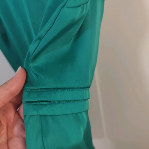 Satin emerald blouse L/XL like new