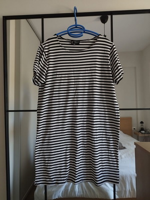 Striped daily dress new, elastic, size S/M, black and white