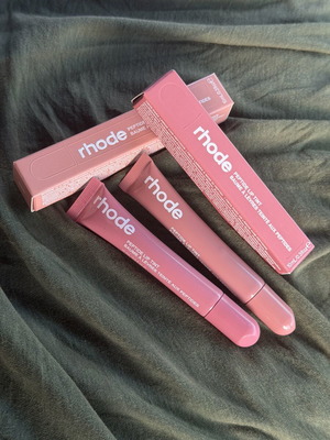 Rhode Peptide Lip Tint Toast Salty Tan new