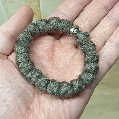 Handmade wool prayer komboskini with thick knots, new