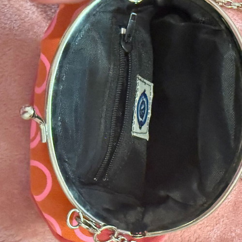 Shoulder crossbody bag like new with chain, red pink