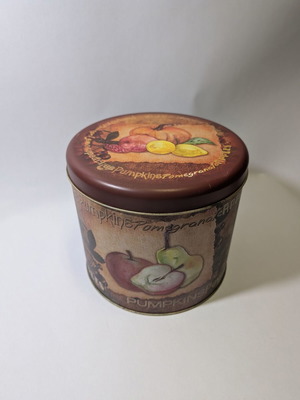 Metal storage box used 19.5x22cm