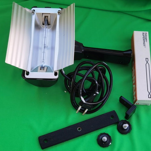 Focus halogen lamp movie light like new