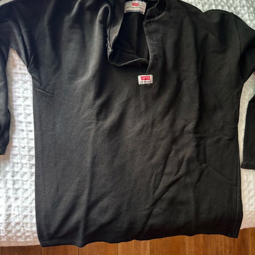 Levi’s black size medium like new