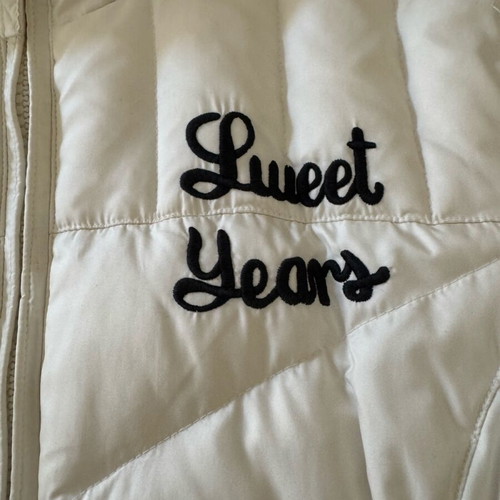Sweet Years white jacket used with down filling and removable hood