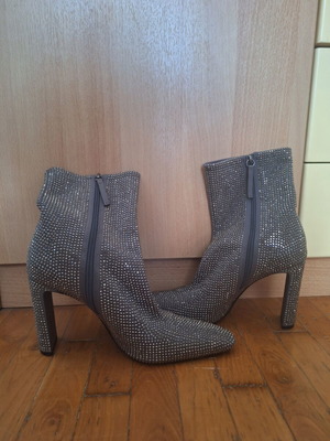 Zara high heel ankle boots grey with rhinestones size 40