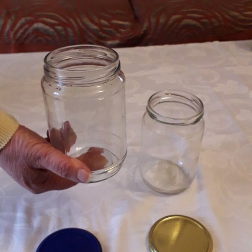 Honey jars like new, 2 pieces, 1 kilogram capacity