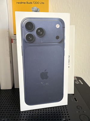Apple iPhone 17 Pro Max 256GB, blue, dual SIM