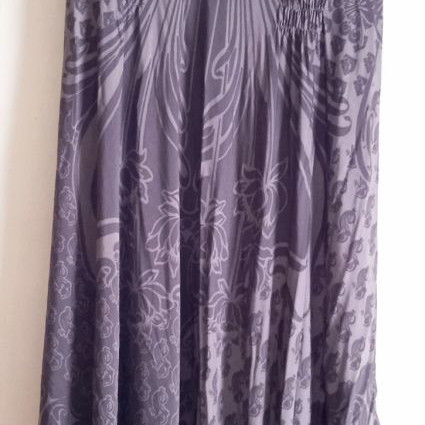 Madeleine evening dress size M lightly used, shades of grey