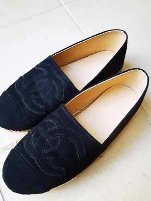 Chanel women's black ballerinas like new, size 36