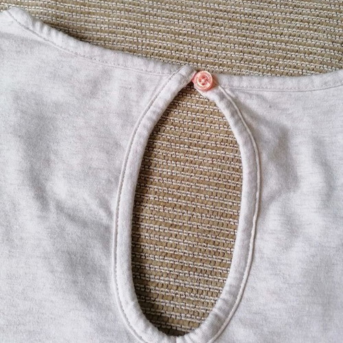 La Vie en Rose top with built-in bra XL, like new