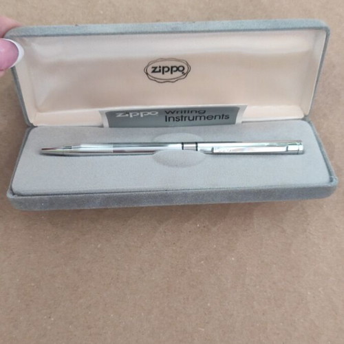 Zippo pen silver color like new with velvet gray case