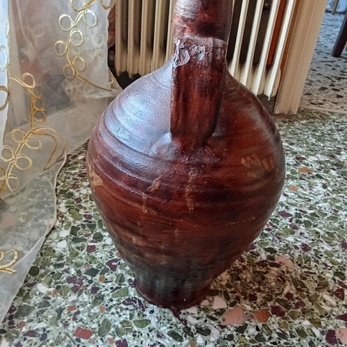 Antique jug used from the 1980s
