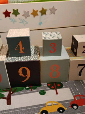 Prenatal Paper Tower Like New