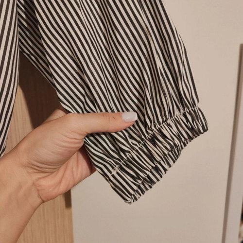 Shirt that can be worn as a jacket new, size S
