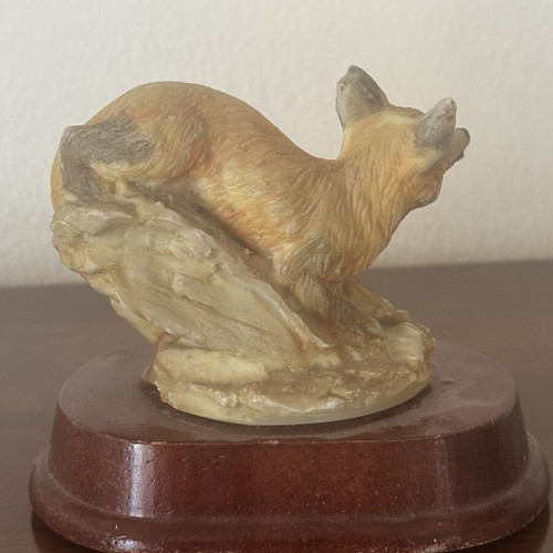 Vintage Wildlife Fox Figurine on Wooden Base like new