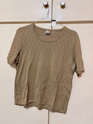 Vintage Camel Pointelle Knit Short Sleeve Top like new