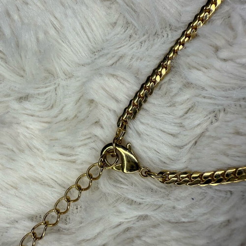 Quo Vadis jewelry set new with necklace and bracelet