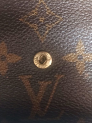 Louis Vuitton leather wallet used, brown