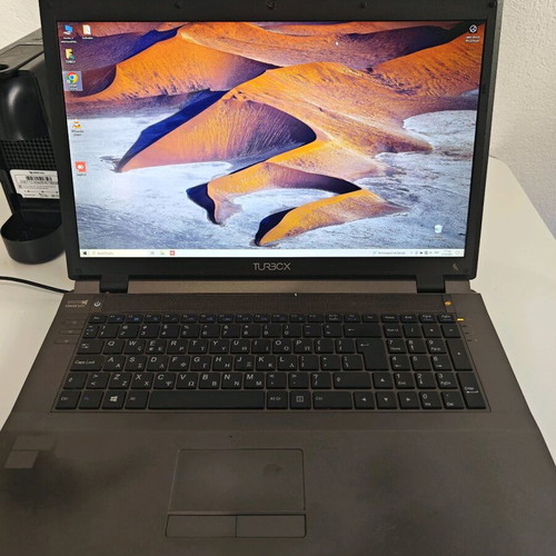 TurboX gaming laptop like new, Intel Core i7, 19 inch, 32GB RAM, 1TB SSD