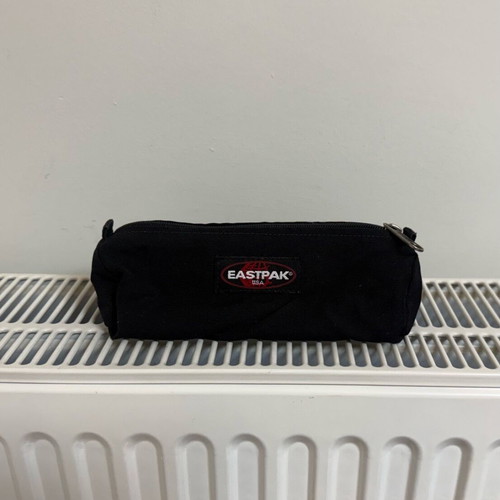 Eastpack Benchmark Single pencil case black, like new