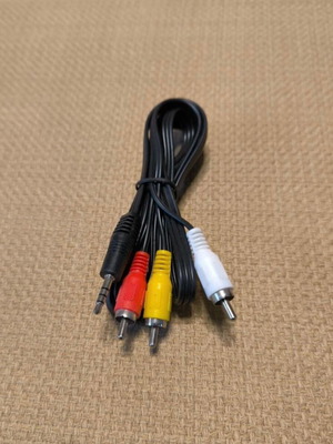Πακέτο 5 καλωδίων RCA σαν καινούργιο