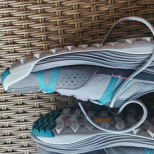 Merrell Siren 4 Gore-Tex hiking shoes like new, size 37.5