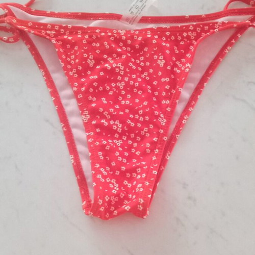 Women's swimsuit like new, size M, red