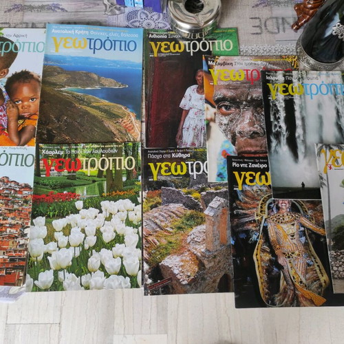 MEGA Package 95 Collectible Geotropio series 200/300/400 like new. In excellent condition