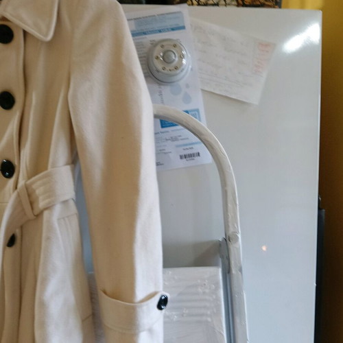 Women's thick wool coat modainternational like new, beige