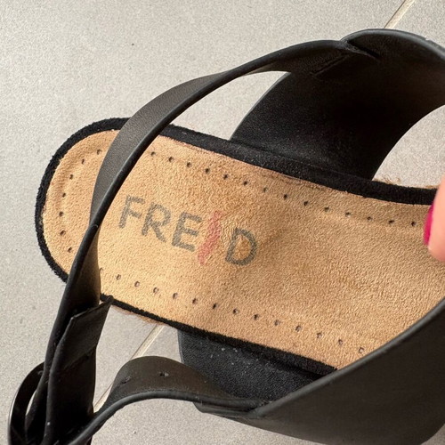 Fred platform sandals like new, size 40, black
