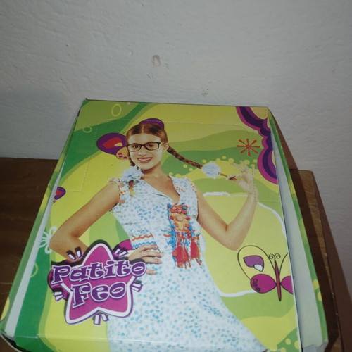 Patito Feo stickers new, box of 50 packets