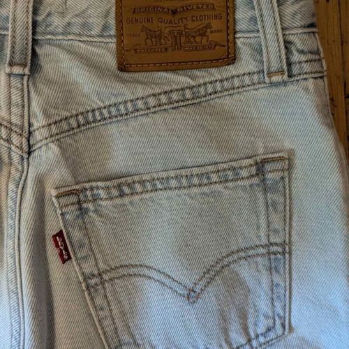 Levi's 80's Mom Jeans women's XS like new, light color