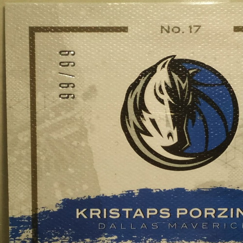 Kristaps Porzingis 2020-21 Court Kings NBA Dallas Mavericks #17 numbered card like new