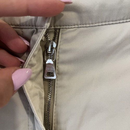 Prada women's beige pants size 38 used with pockets
