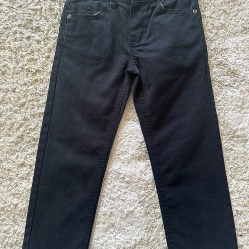 Denim & Co pack of two pants used for 4-5 years old, black and blue