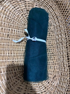 Tulle cut pieces in dark green and ecru, 90 pcs each, 35x35 cm