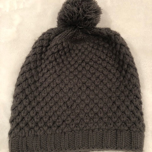 Men's knit cap like new, khaki