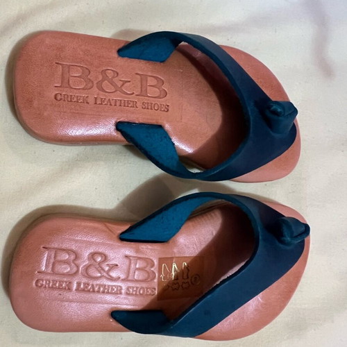 Handmade leather kids' flip-flops new, pack of 3 pairs size 24