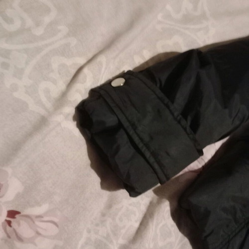 Black short jacket with zipper and buttons like new